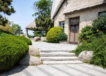 The Best Outdoor Flooring Options - Fairmarket